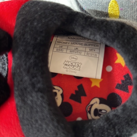 Disney Mickey Mouse Slippers-size 5/6 - Picture 7 of 7